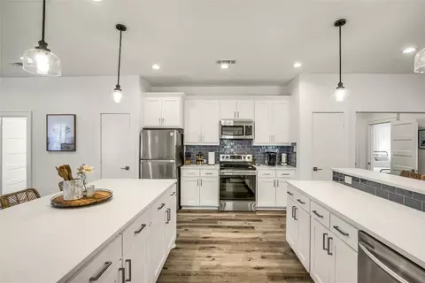 707 Highland Ave, Austin, TX 78703