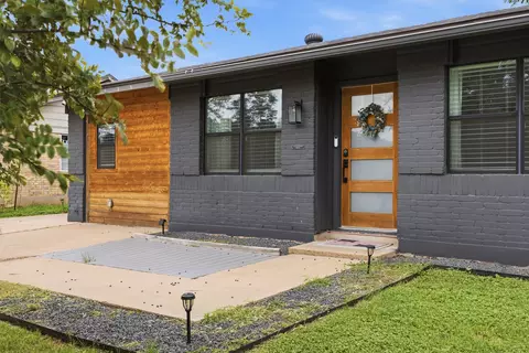 1014 S Meadows Dr, Austin, TX 78758