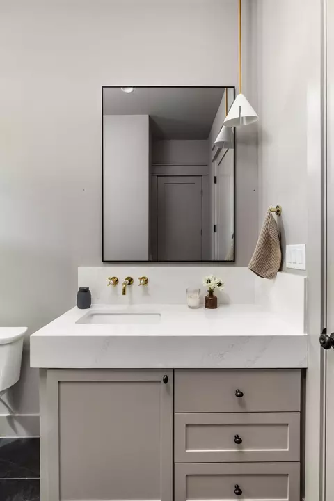 Bath - 2503 E 18th St, Austin, TX 78702 photo 7 of 8