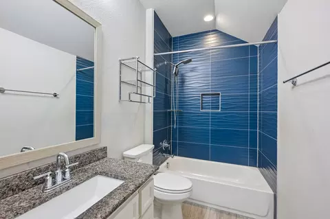 Bath - 2029 Murano Ln, Leander, TX 78641 photo 6 of 7