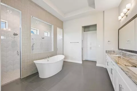 Bath - 2029 Murano Ln, Leander, TX 78641 photo 4 of 7