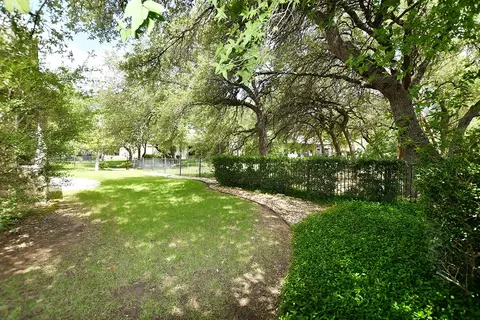 114 Lone Star Dr, Georgetown, TX 78633
