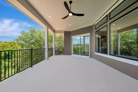 438 Rees Landing Rd, Spicewood, TX 78669