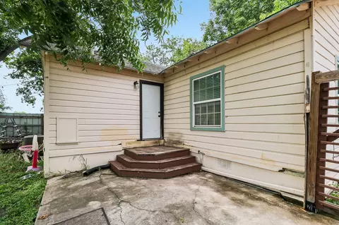Other - 606 E Pecan St, Taylor, TX 76574 photo 8 of 8