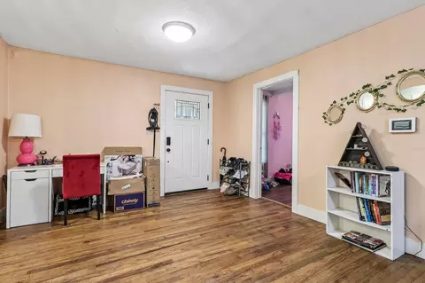Entry Way - 606 E Pecan St, Taylor, TX 76574 photo 1 of 2