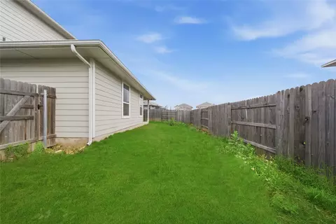 Exterior - 123 White Dunes Dr, Maxwell, TX 78656 photo 4 of 4
