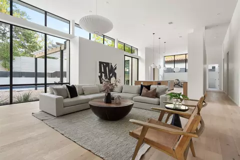 2704 Mountain Laurel Dr, Austin, TX 78703