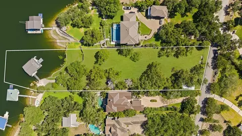 909 Brooks Hollow Rd, Lakeway, TX 78734
