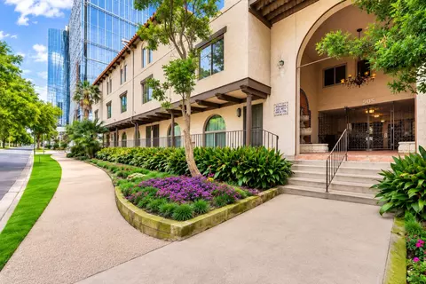 505 W 7th St #308, Austin, TX 78701