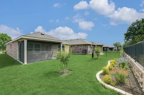 Exterior - 231 Hobby St, Georgetown, TX 78633 photo 3 of 6