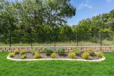 Exterior - 231 Hobby St, Georgetown, TX 78633 photo 5 of 6