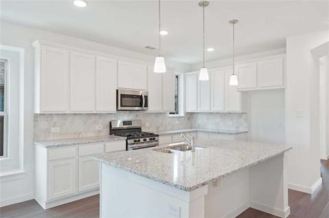 312 Diamondback Dr, Georgetown, TX 78628 photo 1