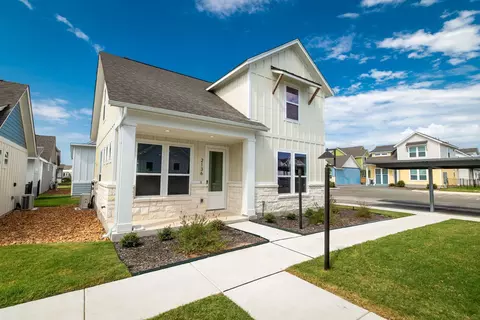 2136 Hofstaat St, New Braunfels, TX 78130