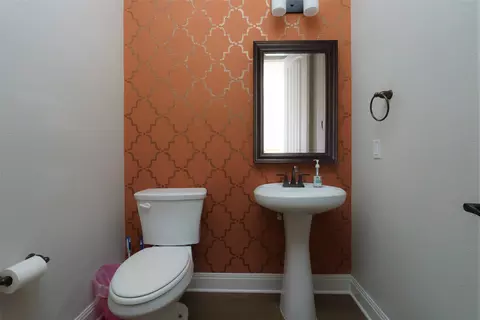 Bath - 2305 Millbrook Loop, Leander, TX 78641 photo 5 of 5