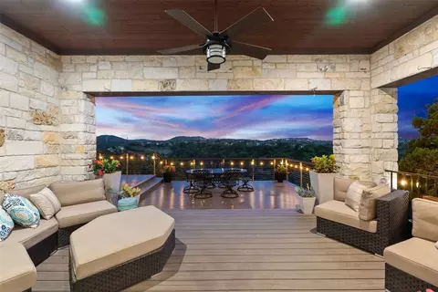 215 Rocky Coast Dr, Lakeway, TX 78738