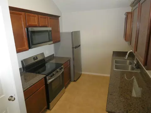 Kitchen - 113 Soapstone Dr, Jarrell, TX 76537 photo 1 of 2