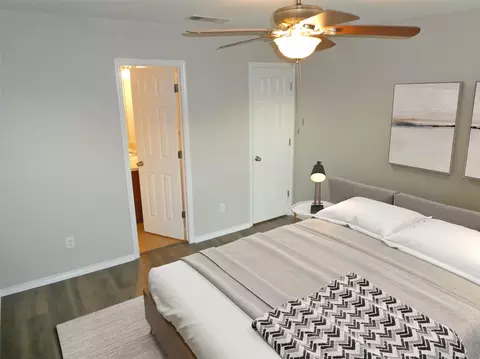 Bedroom - 113 Soapstone Dr, Jarrell, TX 76537 photo 2 of 4