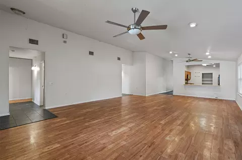 1213 Justin Ln, Austin, TX 78757