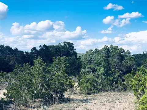 1020 Cliff Circle Dr, Spring Branch, TX 78070