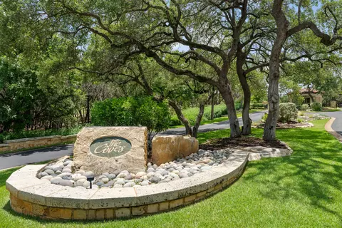 906 Moonlight Bay Dr, Spicewood, TX 78669