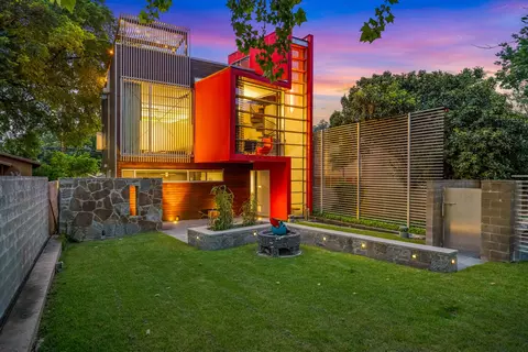 704 W Live Oak St, Austin, TX 78704