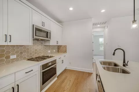 Kitchen - 448 Burlington Dr, Buda, TX 78610 photo 4 of 4