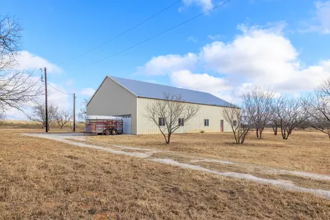 394 C D Ln, Fredericksburg, TX 78624