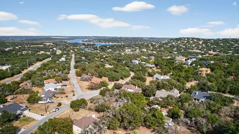 401 Cargill Dr, Spicewood, TX 78669