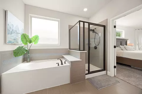 Bath - 225 Pettigrew Path, Buda, TX 78610 photo 3 of 6