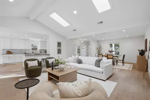 4107 Circletree Loop, Austin, TX 78731
