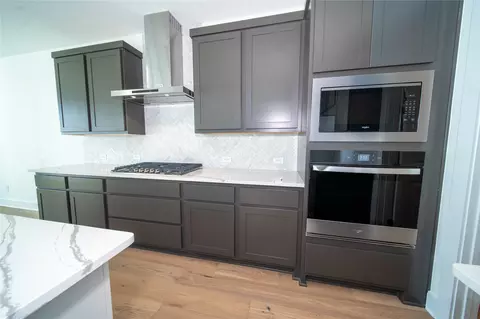 Kitchen - 2029 Varese Path, Leander, TX 78641 photo 1 of 2