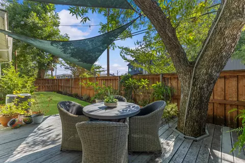 Exterior - 1011 E 45th St, Austin, TX 78751 photo 9 of 14