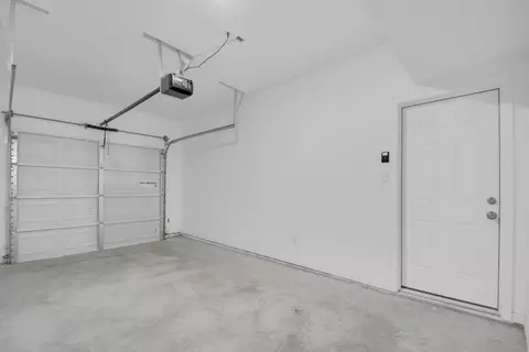 Other - 1004 E Fannin St, Luling, TX 78648 photo 9 of 9