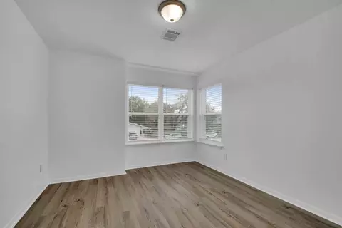 Other - 1004 E Fannin St, Luling, TX 78648 photo 6 of 9