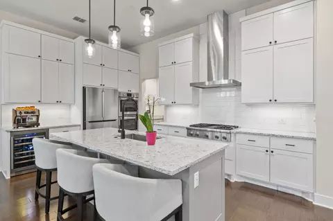Kitchen - 4205 Elevator Dr, Austin, TX 78731 photo 2 of 3