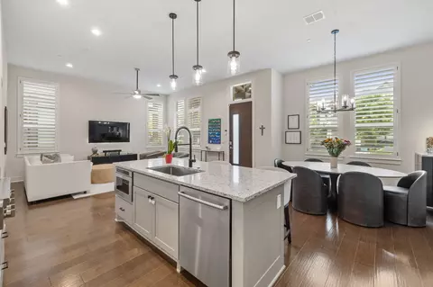 Kitchen - 4205 Elevator Dr, Austin, TX 78731 photo 3 of 3