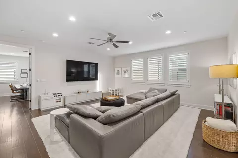 Entry Way - 4205 Elevator Dr, Austin, TX 78731 photo 3 of 4