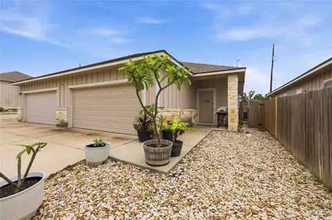 400 Carl Shipp Dr, Liberty Hill, TX 78642