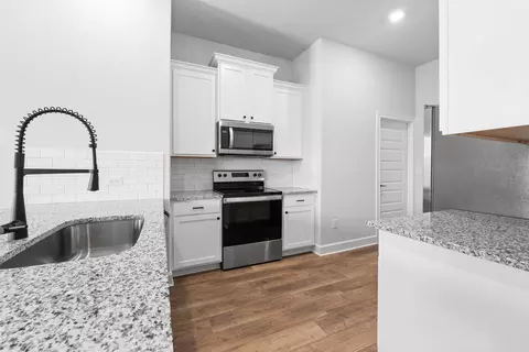 Kitchen - 9617 Gladsome Path, Manor, TX 78653 photo 2 of 2