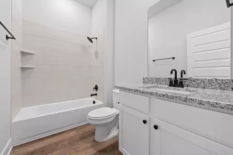 Bath - 9617 Gladsome Path, Manor, TX 78653 photo 2 of 2