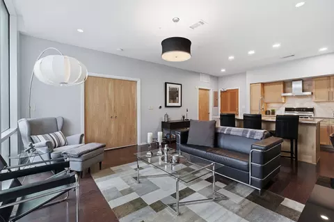 1600 Barton Springs Rd #1106, Austin, TX 78704