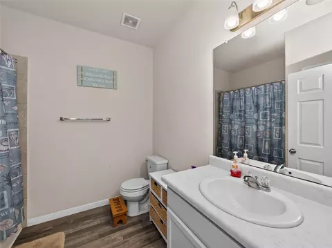 Bath - 109 Lambert St, Leander, TX 78641 photo 2 of 2
