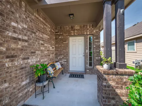 Exterior - 109 Lambert St, Leander, TX 78641 photo 3 of 10