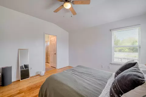 Bedroom - 174 Falcon Dr, Luling, TX 78648 photo 2 of 3