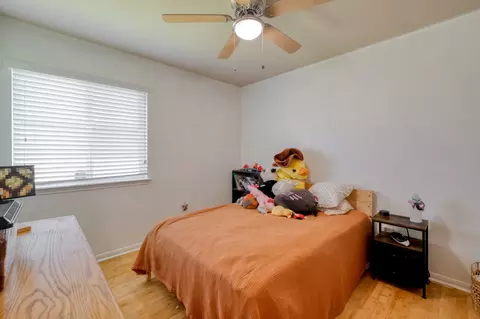 Bedroom - 174 Falcon Dr, Luling, TX 78648 photo 3 of 3