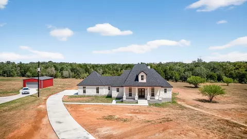 1035 Brandywine Ct, Elgin, TX 78621