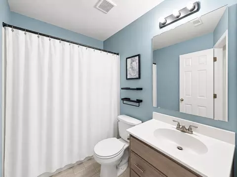 Bath - 141 Morrell, Kyle, TX 78640 photo 3 of 3
