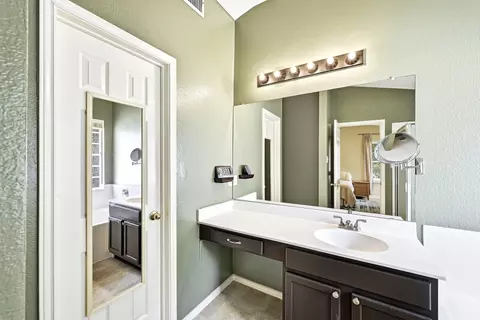 Bath - 141 Morrell, Kyle, TX 78640 photo 2 of 3