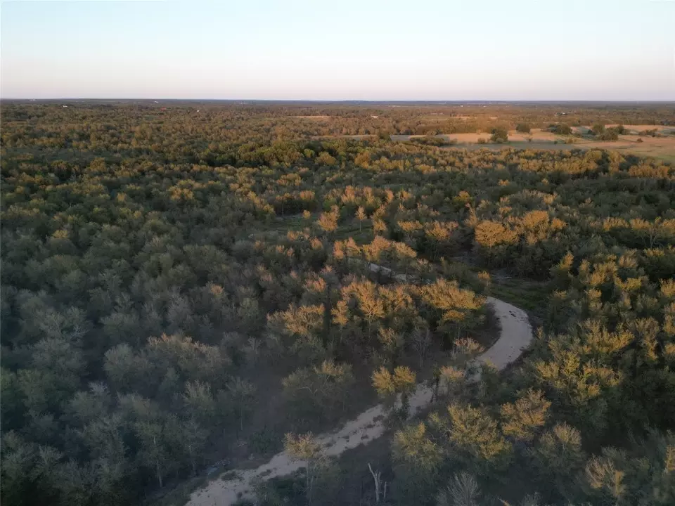  3935 County Road 464, Elgin, TX 78621 photo 7