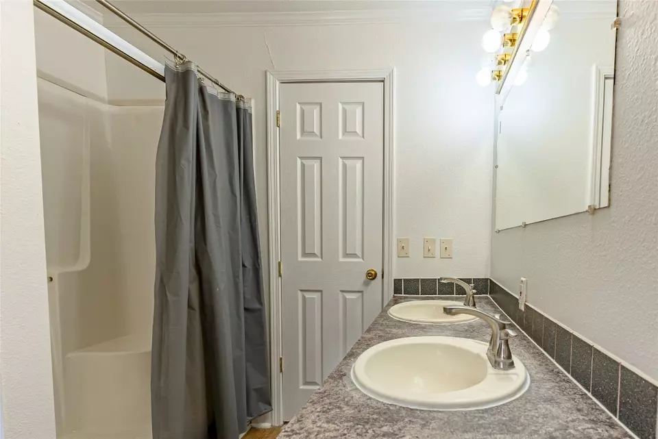  120 Creedmore Dr, Liberty Hill, TX 78642 photo 13